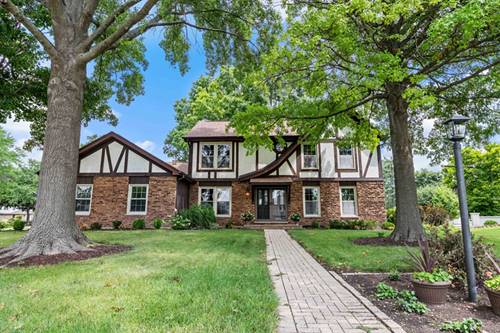 1902 Gigi, Darien, IL 60561