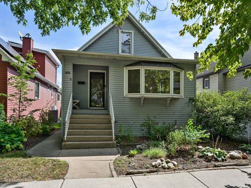 4633 N Kedvale, Chicago, IL 60630