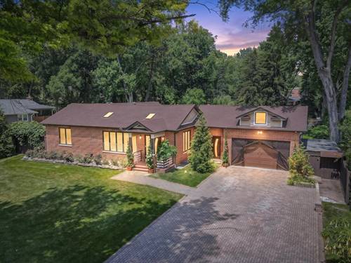 10 E Willow, Prospect Heights, IL 60070