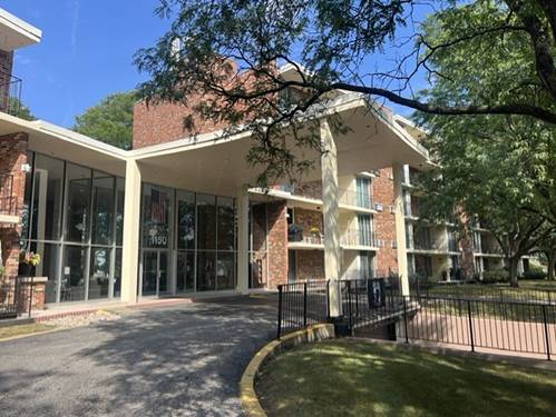 1150 E Jackson Unit 2S, Lombard, IL 60148