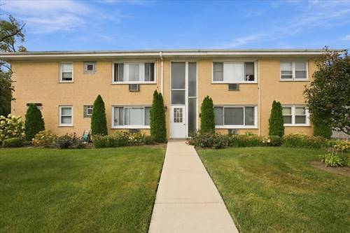 954 Shermer Unit 15, Glenview, IL 60025