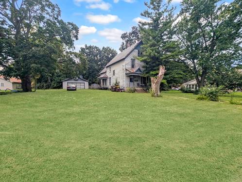 422 E Jackson, Woodstock, IL 60098