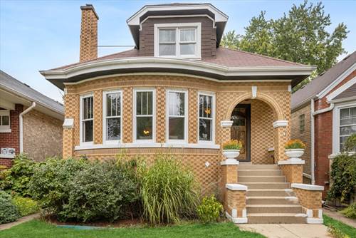 5424 W Waveland, Chicago, IL 60641