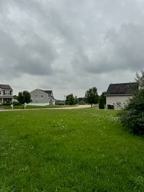 1190 Oak Shore, Antioch, IL 60002