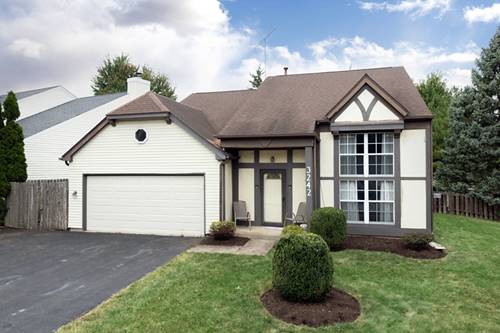 3242 Gresham Lane E, Aurora, IL 60504