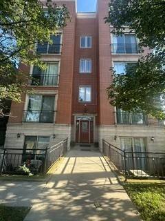 2741 W Congress Unit 3E, Chicago, IL 60612