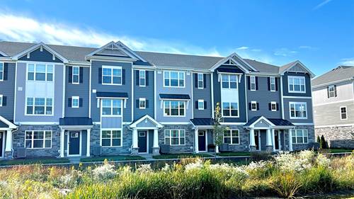 415 Lake Shore, St. Charles, IL 60174
