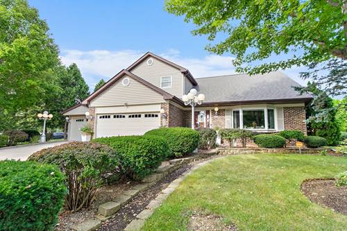 1021 Pheasant, Carol Stream, IL 60188