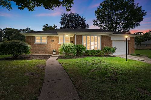 340 James, Mundelein, IL 60060