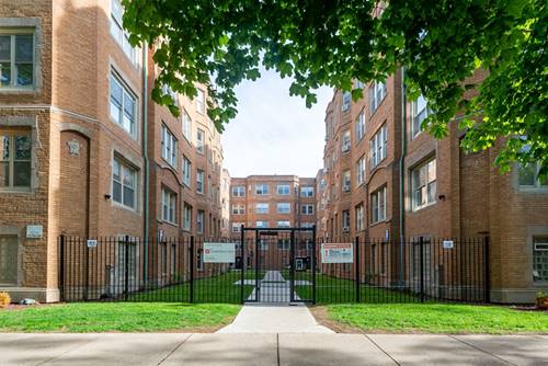 1347 W Estes Unit D1, Chicago, IL 60626