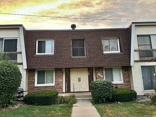 6818 Roberts Unit 6, Woodridge, IL 60517