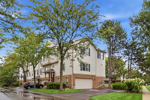 160 Monarch Unit 160, Streamwood, IL 60107