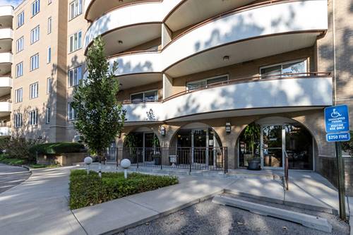 6400 N Cicero Unit 416, Lincolnwood, IL 60712