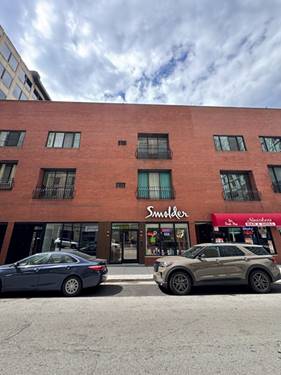 444 N State Unit 3E, Chicago, IL 60654
