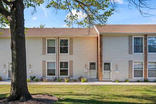 1910 Huntington, Hoffman Estates, IL 60169