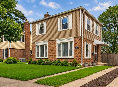 744 Manchester, Westchester, IL 60154