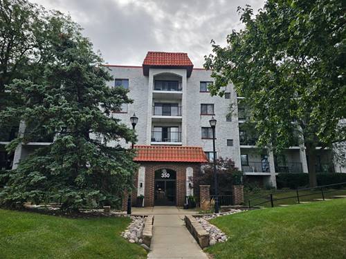 350 Plum Creek Unit 305, Wheeling, IL 60090
