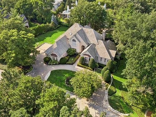 23 Ambriance, Burr Ridge, IL 60527