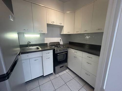 535 W Cornelia Unit 501, Chicago, IL 60657
