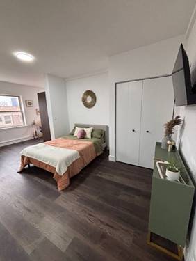 1555 W Hollywood Unit 402, Chicago, IL 60660