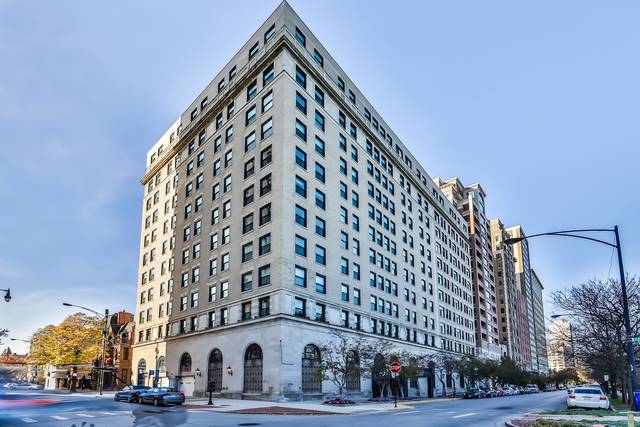 2100 N Lincoln Park