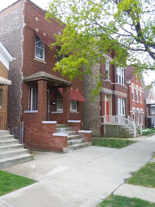 3721 S Wolcott, Chicago, IL 60609 McKinley Park