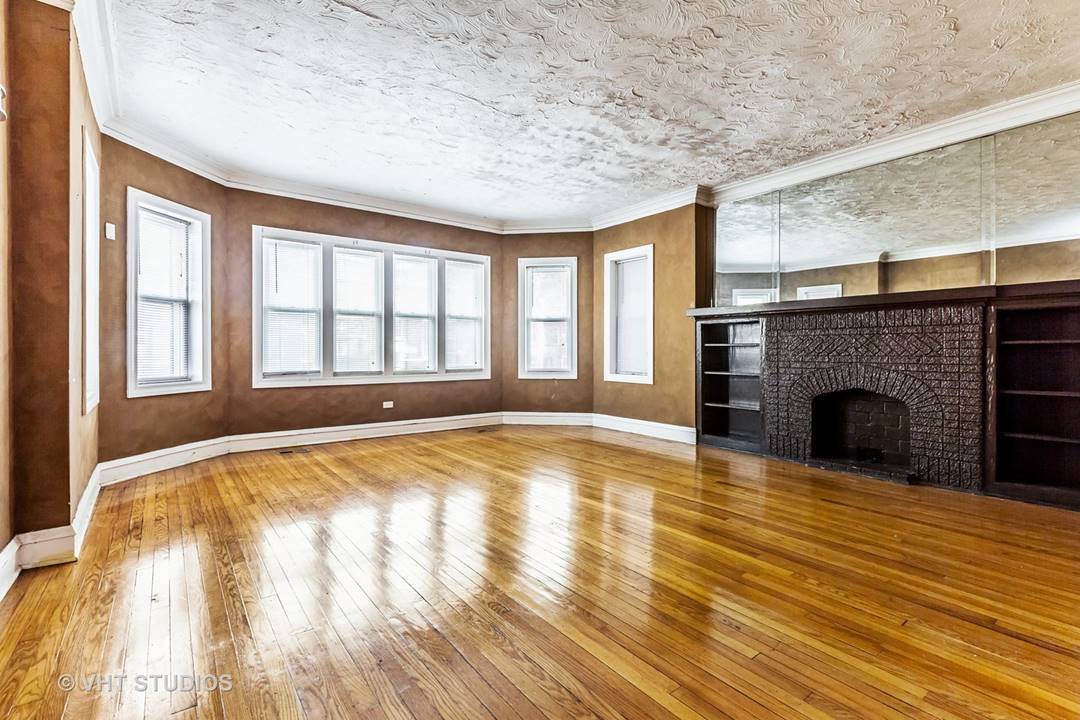 7822 S Colfax, Chicago, IL 60649 South Shore