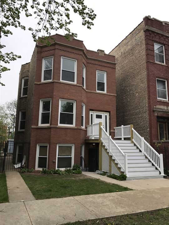 3244 N Hamlin, Chicago, IL 60618 Avondale