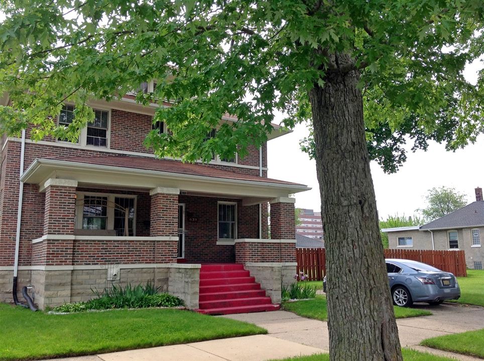 639 Douglas, Calumet City, IL 60409