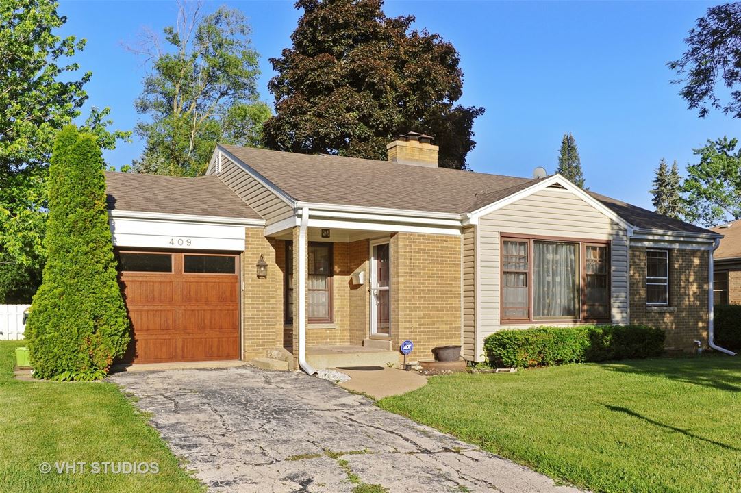 409 N Dryden, Arlington Heights, IL 60004