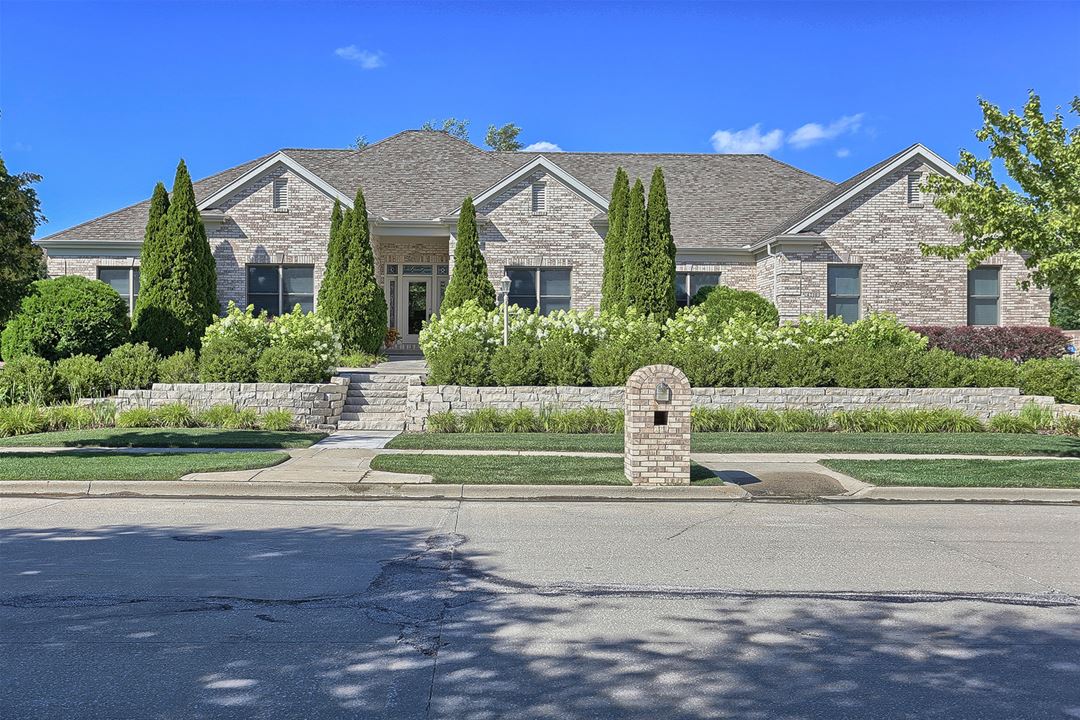 4210 Brittany Trail, Champaign, IL 61822