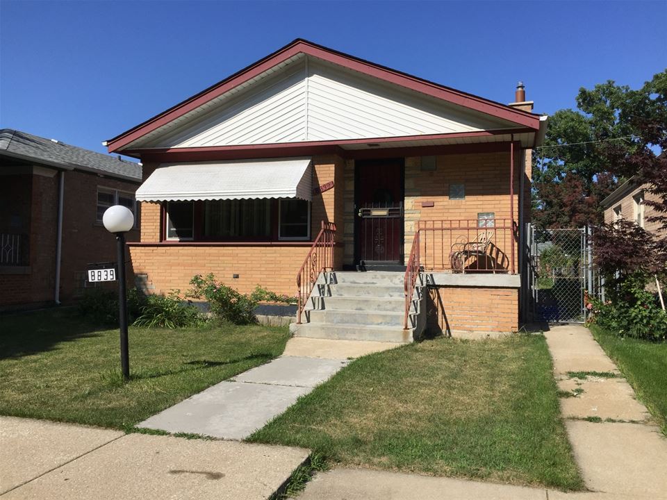 8839 S Beverly, Chicago, IL 60620 Gresham