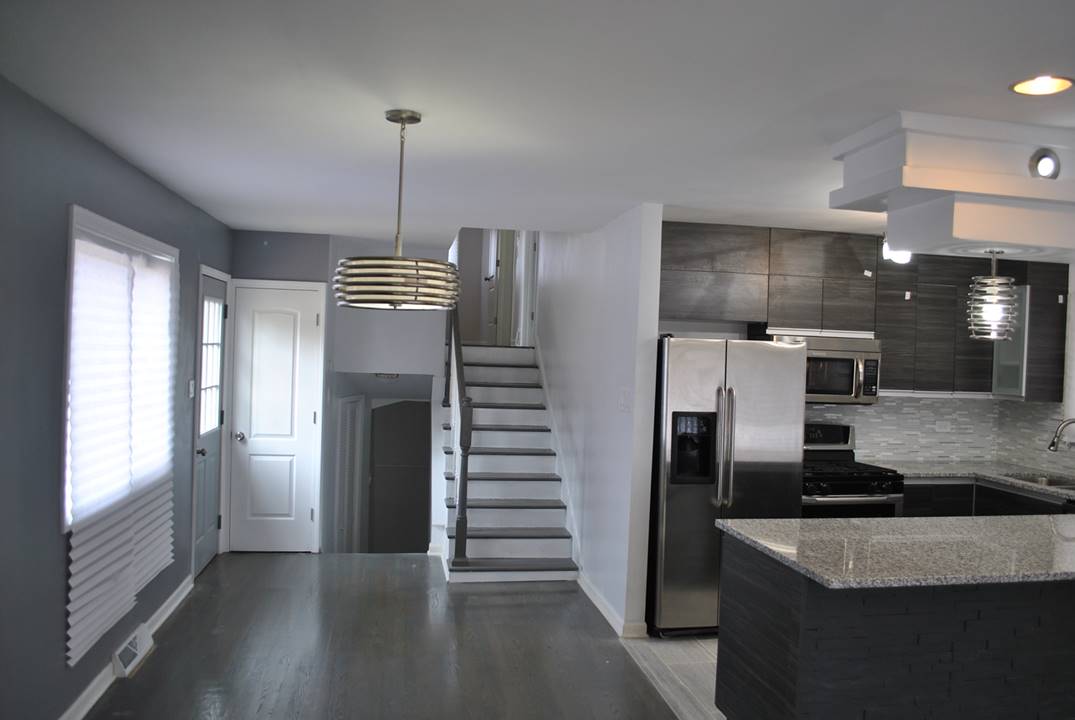 6851 S Langley Chicago Il 60637