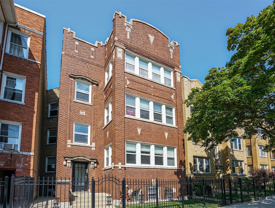 4940 N Spaulding, Chicago, IL 60625 Albany Park
