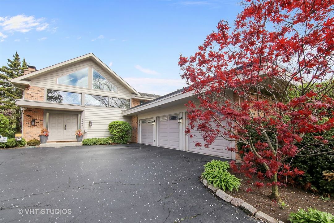 2004 Valley Lo, Glenview, IL 60025