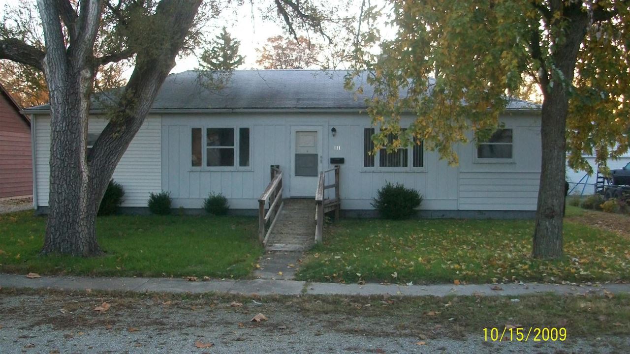 111 N Illinois, Milford, IL 60953