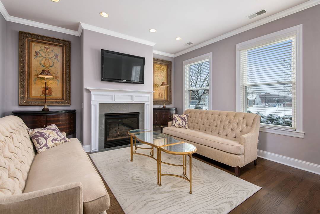 1355 N Mohawk, Unit 2S, Chicago, IL 60610 Old Town