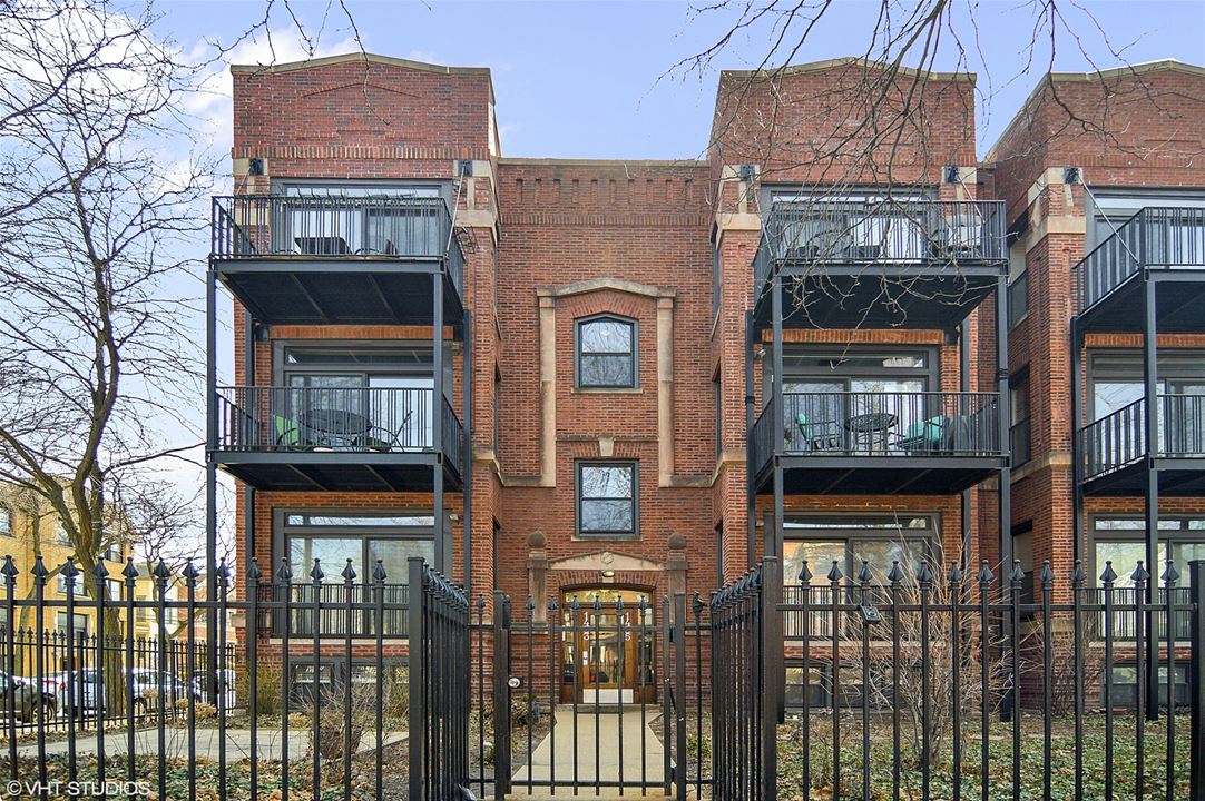 1435 W Addison, Unit 3, Chicago, IL 60613 West Lakeview