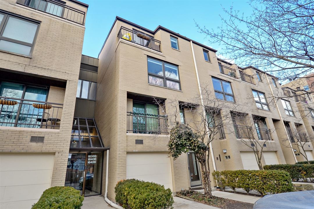 1640 N Mohawk, Unit B, Chicago, IL 60614 Old Town
