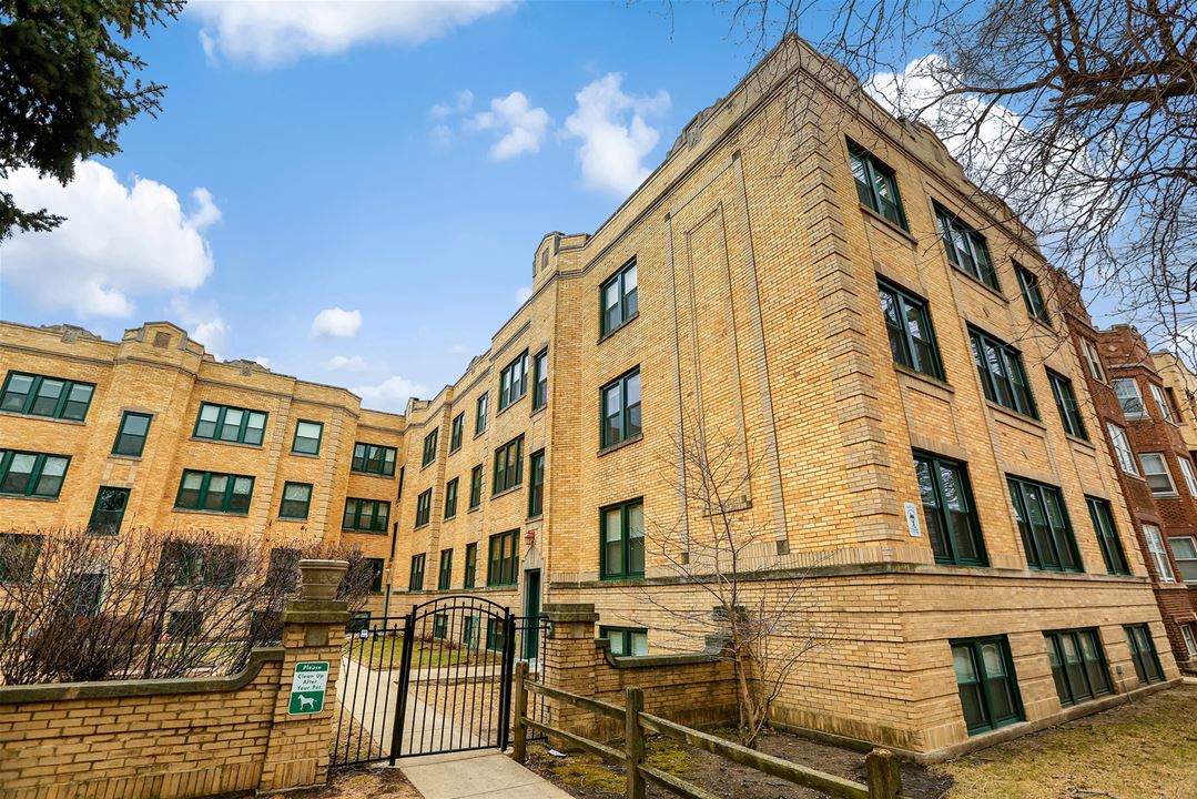 4023 N Mozart, Unit 2, Chicago, IL 60618 Irving Park