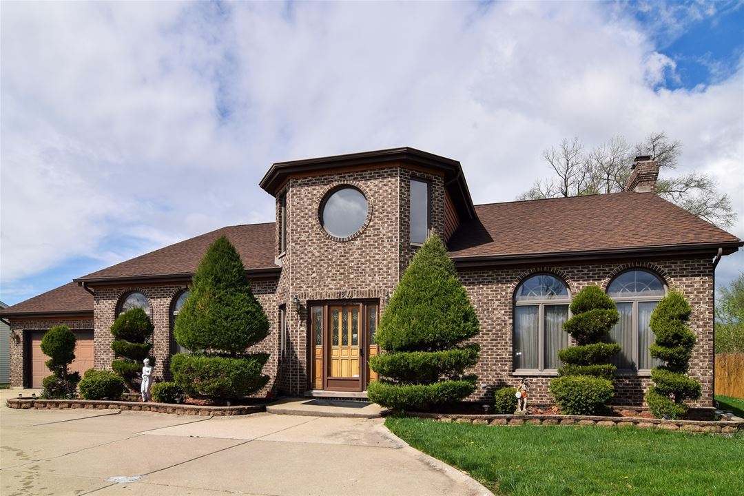 724-n-5th-addison-il-60101