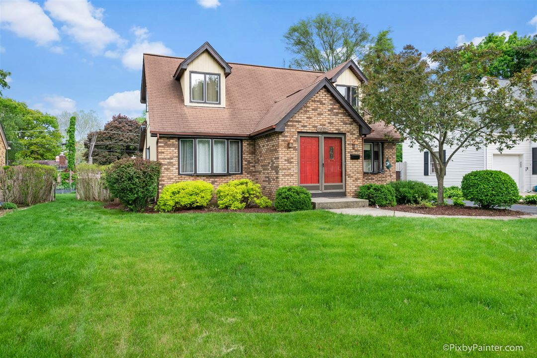 431 Wing Park, Elgin, IL 60123