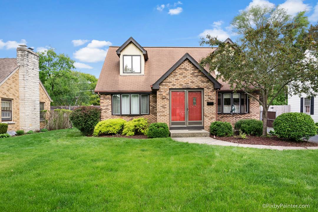 431 Wing Park, Elgin, IL 60123