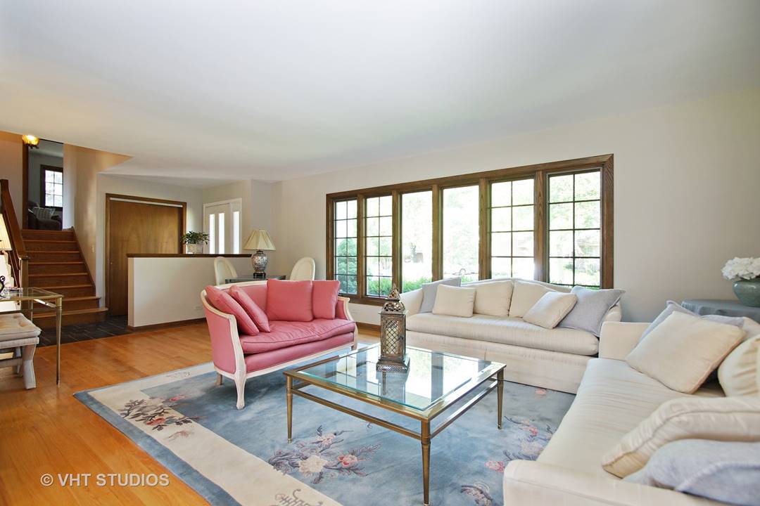 499 E Atwood, Elmhurst, IL 60126