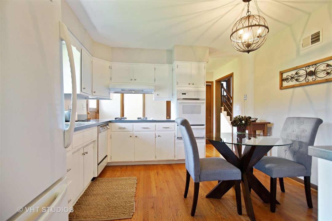 499 E Atwood, Elmhurst, IL 60126