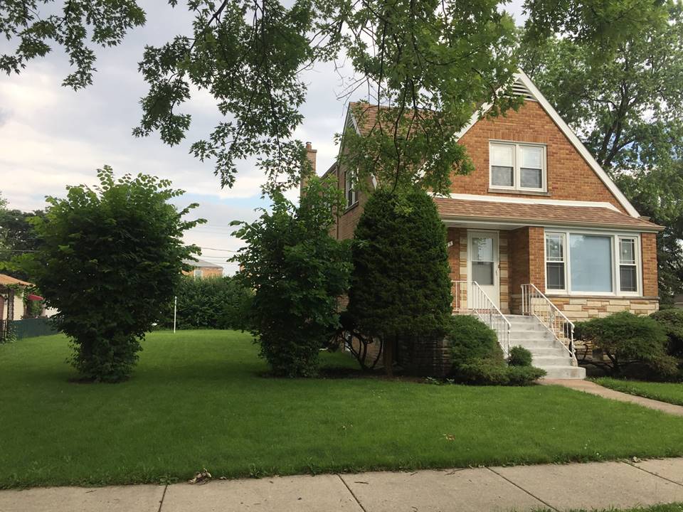 1045 Linden, Bellwood, IL 60104