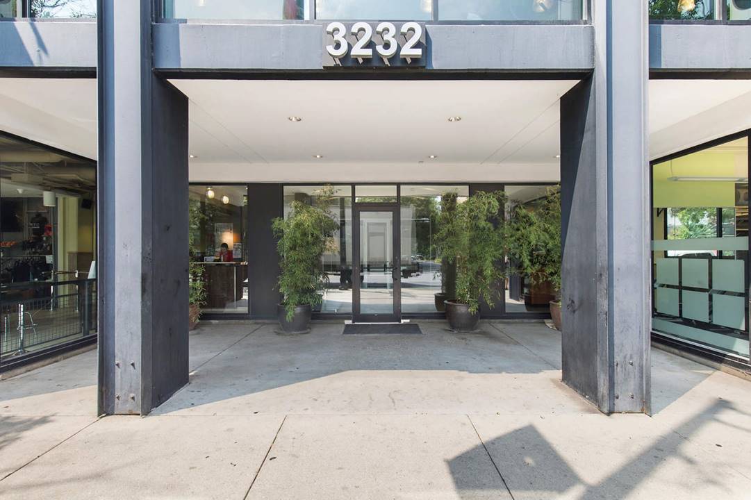 3232 N Halsted, Apt D704, Chicago, IL 60657 Lakeview