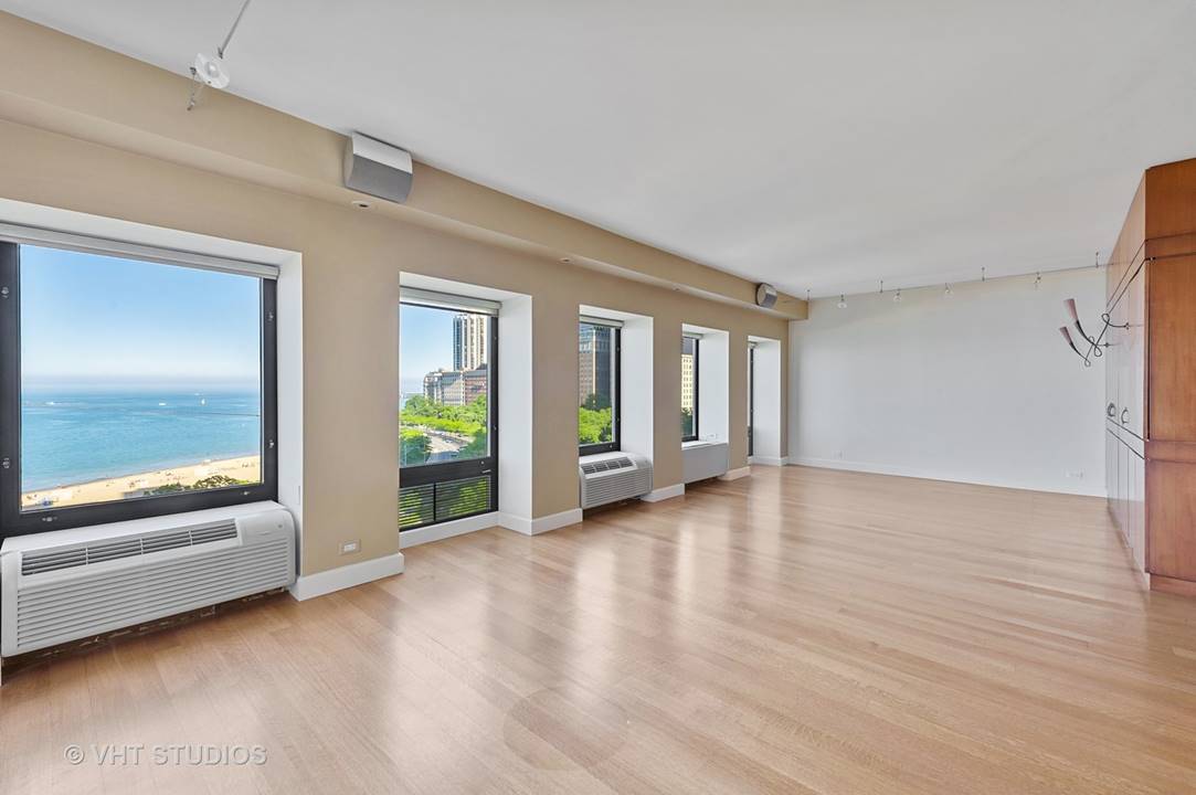 1100 N Lake Shore, Unit 9A, Chicago, IL 60611 Gold Coast