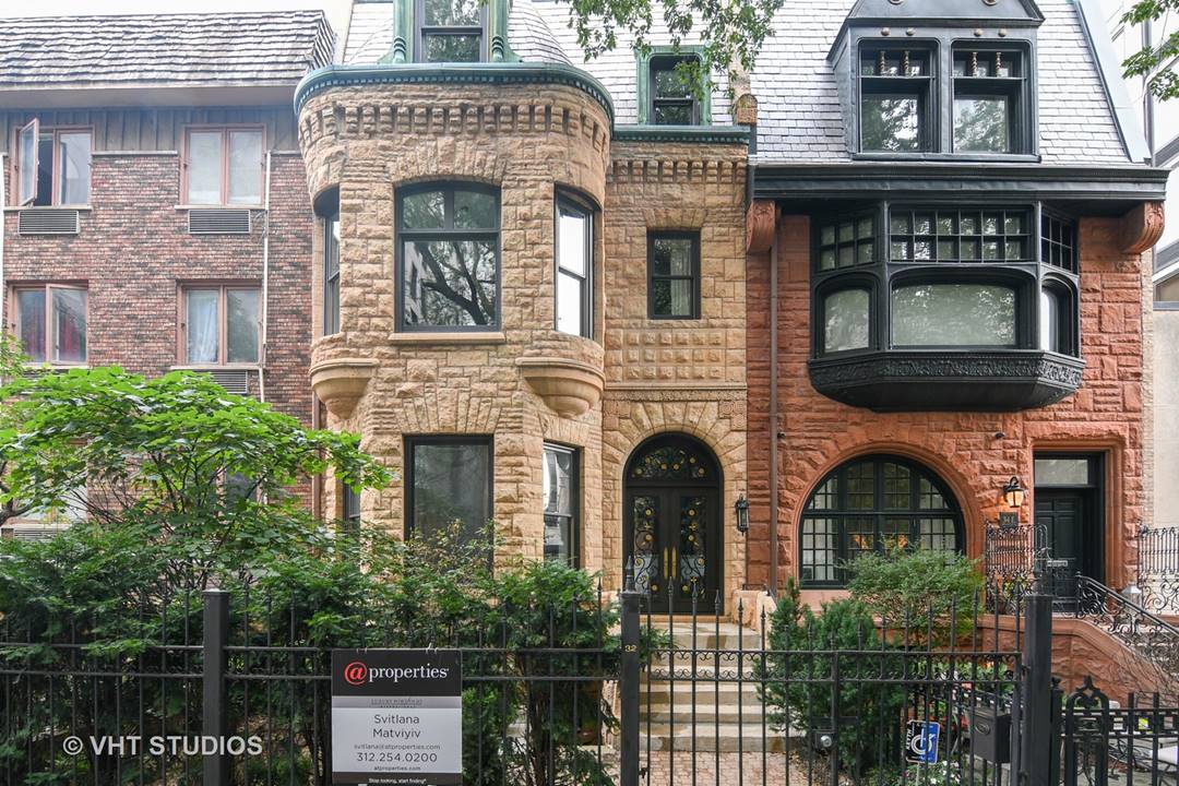 32 E Bellevue, Chicago, IL 60611 Gold Coast