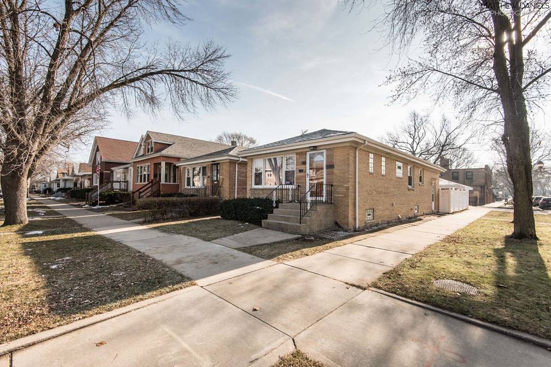5759 W Berenice, Chicago, IL 60634 Portage Park